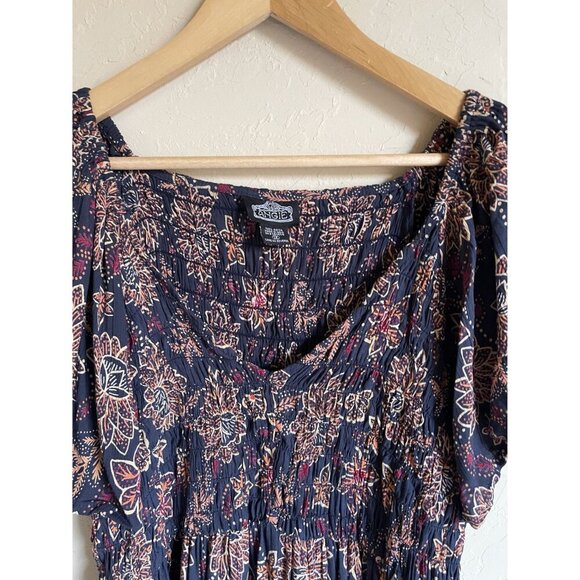 Angie 1X Gray V-Neck Smocked Peasant Top Ruffle Flutter Sleeve Blouse 100% Rayon - Picture 6 of 8